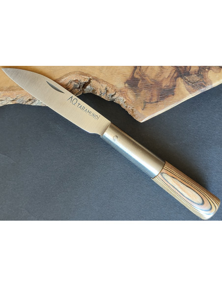 Navaja laminada marrón AQ