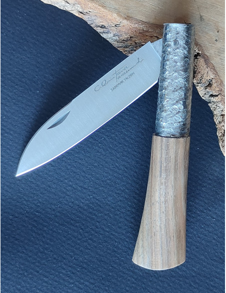 Navaja personalizada nogal texturizada SERIE PREMIUM Carlos Quintana