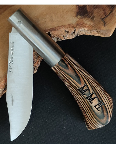 Navaja personalizada laminada marrón oscuro Francisco Vega