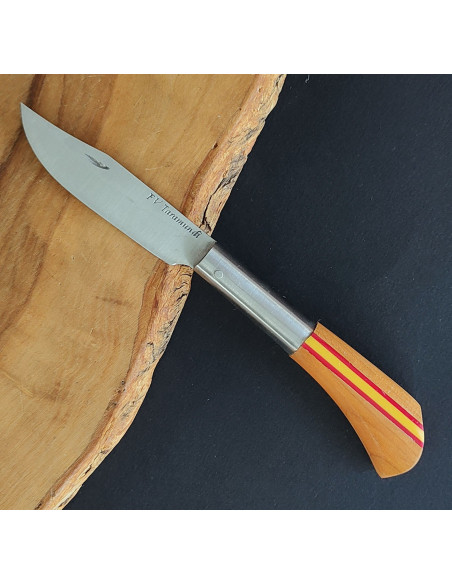 Navaja cerezo bandera España Francisco Vega