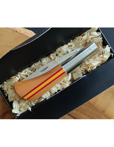 Navaja cerezo bandera España Francisco Vega