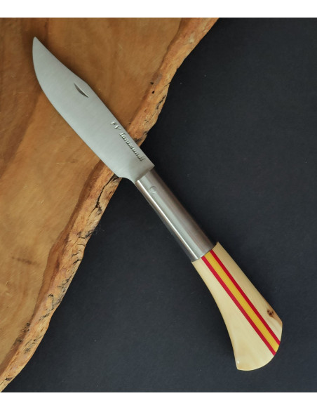 Navaja bandera España tejo Francisco Vega TARAMUNDI