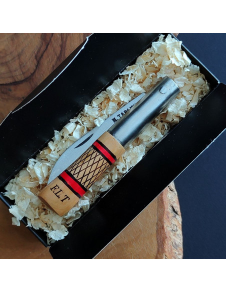 navaja personalizada cruzadillo en carbono - Manuel Martínez