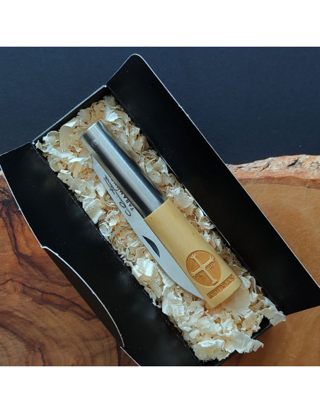 Navaja personalizada boj cruz Asturias - Carlos Quintana