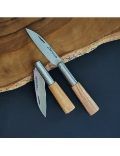 Navaja de 7cm con empuñadura en olivo personalizada. 2