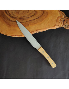 Cuchillo cebollero de 20cm de hoja en acero inoxidable con empuñadura en madera de boj lisa del artesano Antonio Quintela.