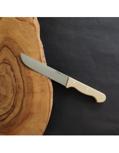 Cuchillo de cocina de fuente de 16cm con empuñadura en madera lisa de la Cuchillería de Taramundi
