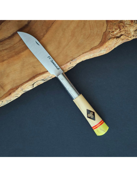 Navaja trisquel boj + culata - Francisco Vega