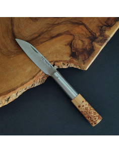 Navaja con empuñadura en madera de cerezo decorada con árbol del artesano Carlos Quintana Taramundi 2