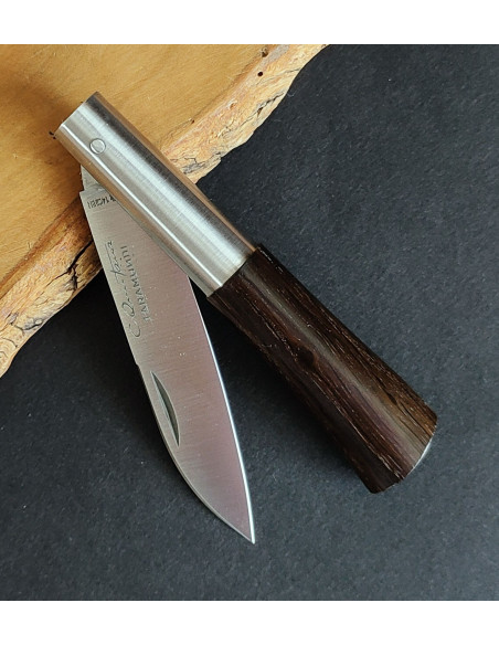 Navaja personalizada roble termotratado  Carlos Quintana