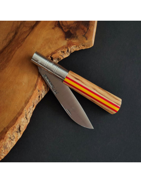 Navaja roble quemada  bandera España - Francisco Vega