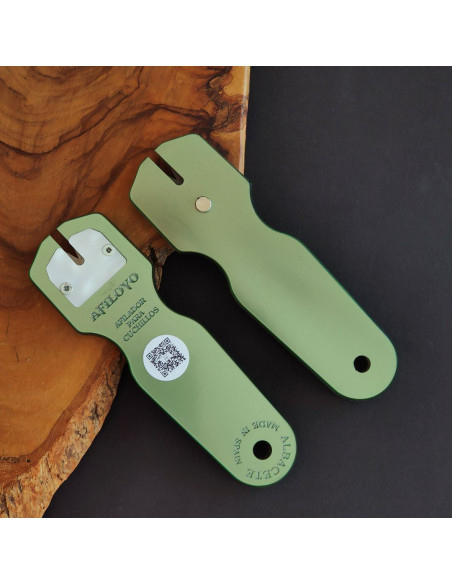 Afilador cuchillos verde