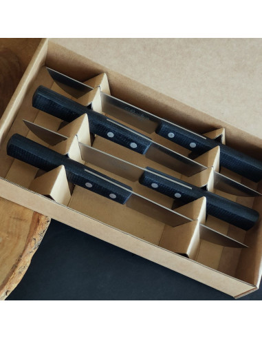 Pack de 4 cuchillos de mesa del artesano Carlos Quintana Taramundi