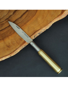 Navaja con empuñadura en casquillo de bala del artesano J.A. TARAMUNDI. 2